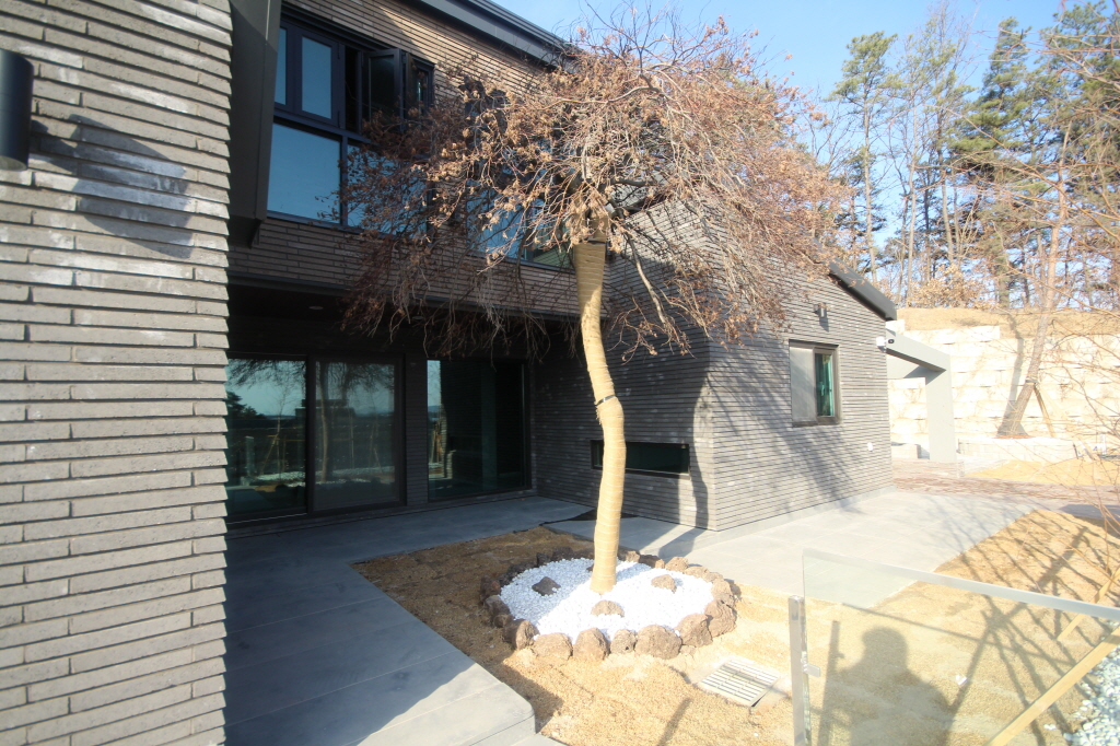 /user/n/niddesign/editor/2410/4020e7377b634cd4d26f5ff3879b7fbb_1730186281_0714.JPG 이미지크게보기