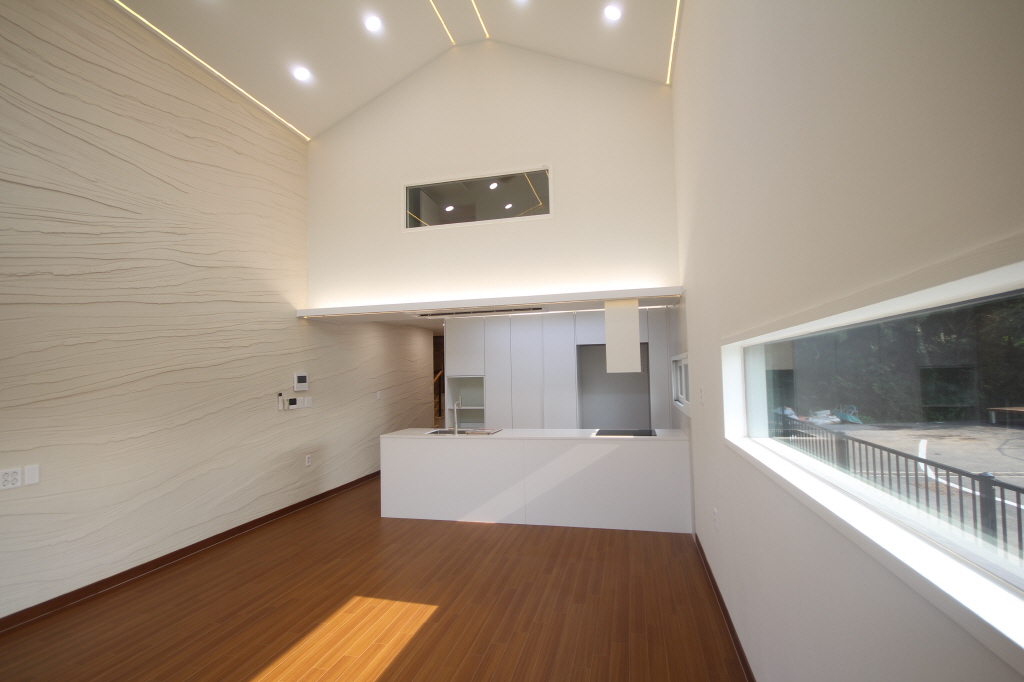 /user/n/niddesign/editor/2410/4020e7377b634cd4d26f5ff3879b7fbb_1730188901_1153.JPG 이미지크게보기