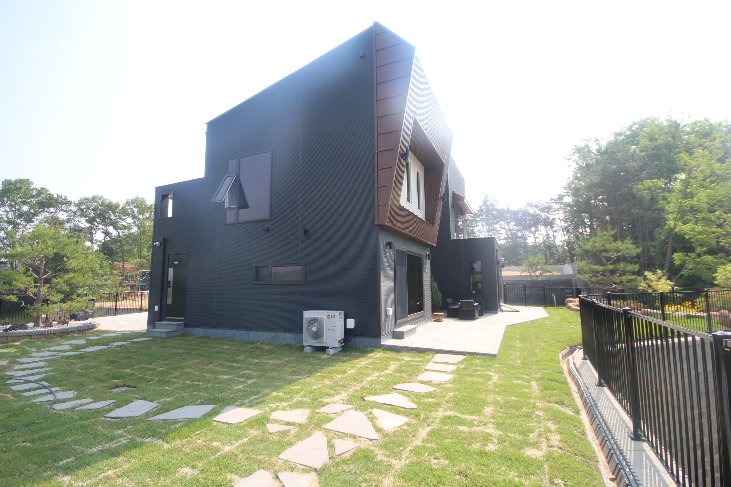 /user/n/niddesign/editor/2506/e923c3af0a248b193ce599efd215c817_1748932494_1589.JPG 이미지크게보기