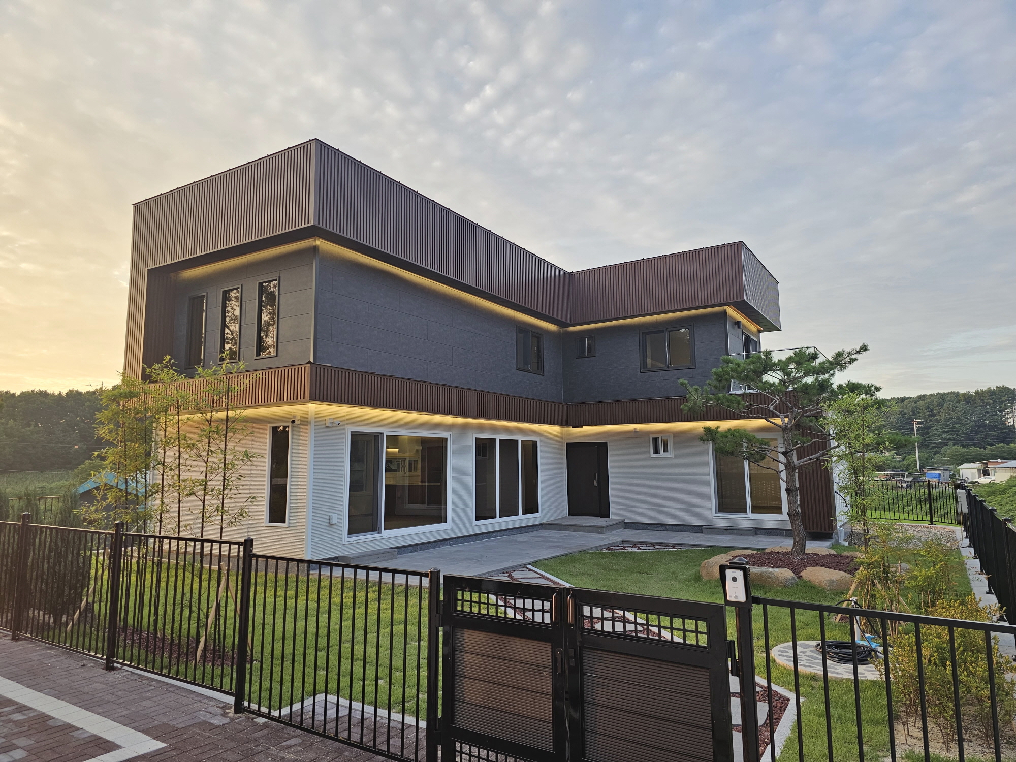 /user/n/niddesign/editor/2509/40ec85d307c50b1b482c85959b4d3c4e_1757122768_9555.jpg 이미지크게보기