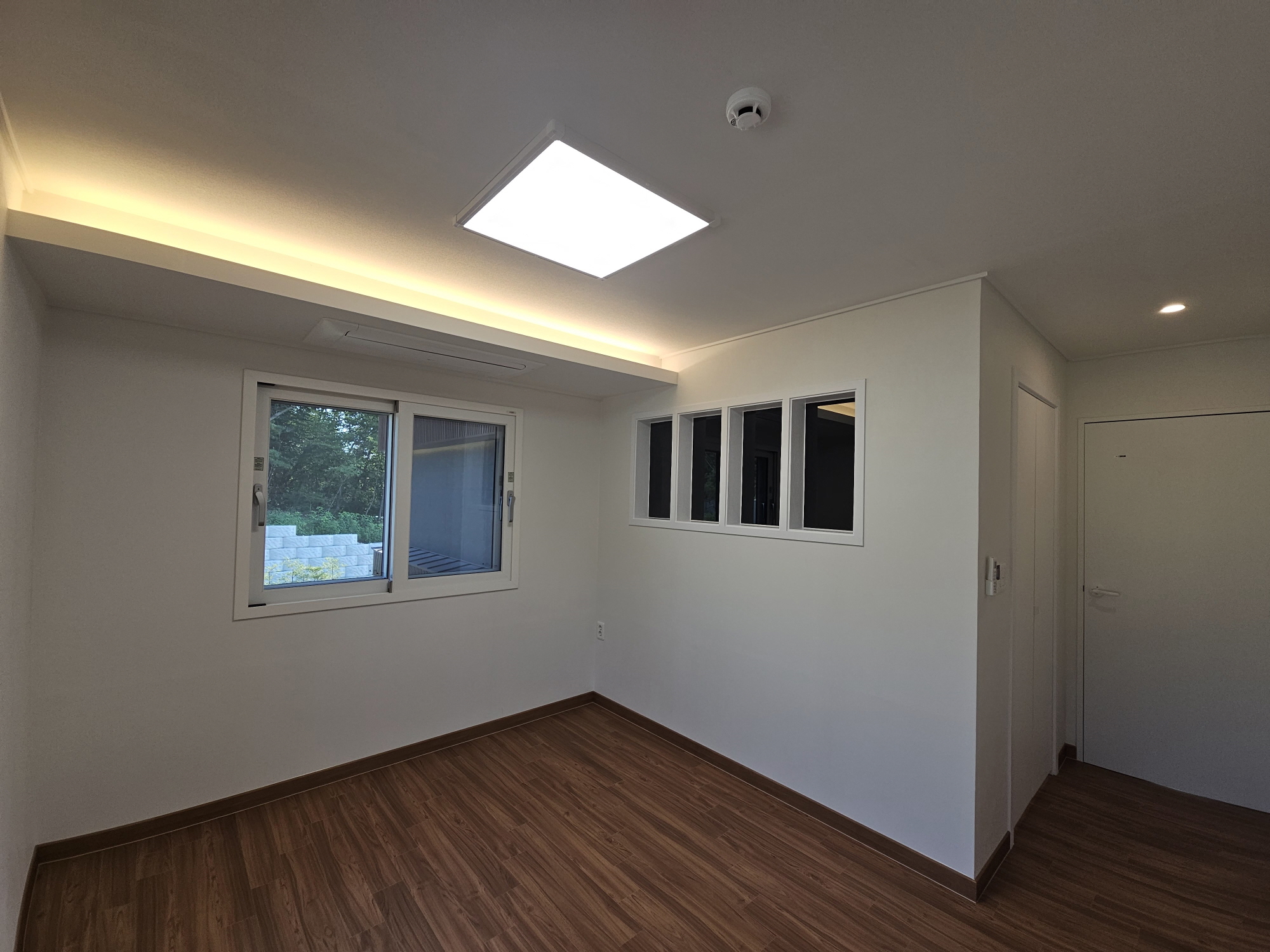 /user/n/niddesign/editor/2509/40ec85d307c50b1b482c85959b4d3c4e_1757123030_886.jpg 이미지크게보기