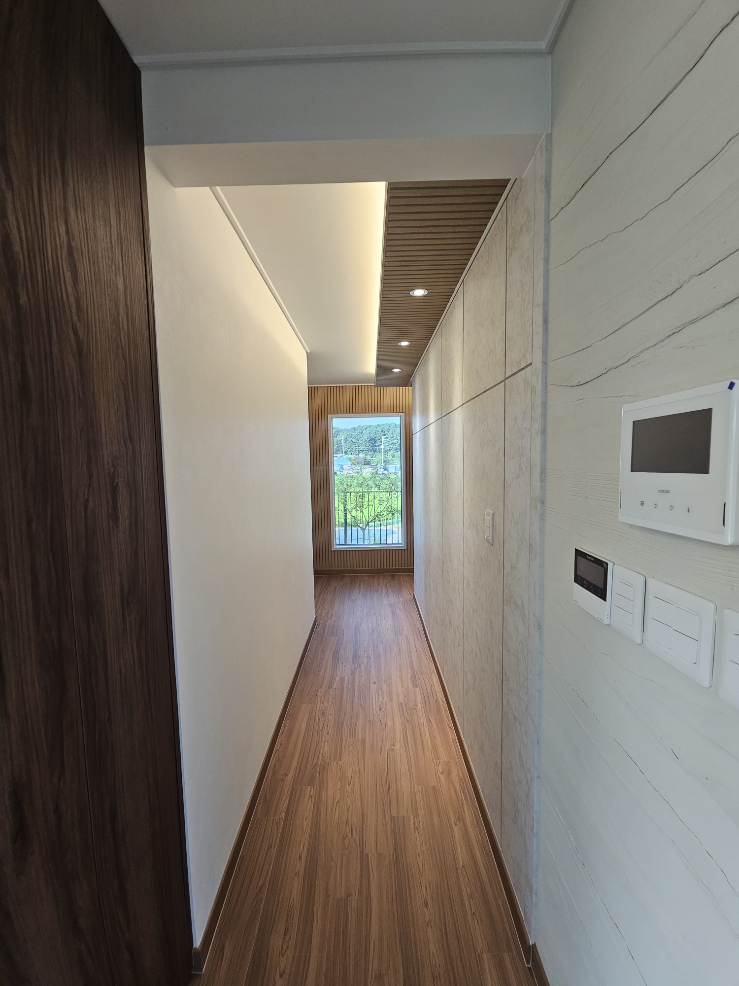 /user/n/niddesign/editor/2509/40ec85d307c50b1b482c85959b4d3c4e_1757123096_3004.jpg 이미지크게보기