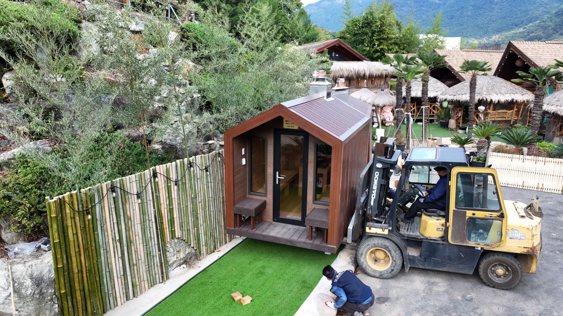 /user/n/niddesign/editor/2512/e3e65bab26dd6f160f41cb2a67295820_1765196157_5295.jpg 이미지크게보기