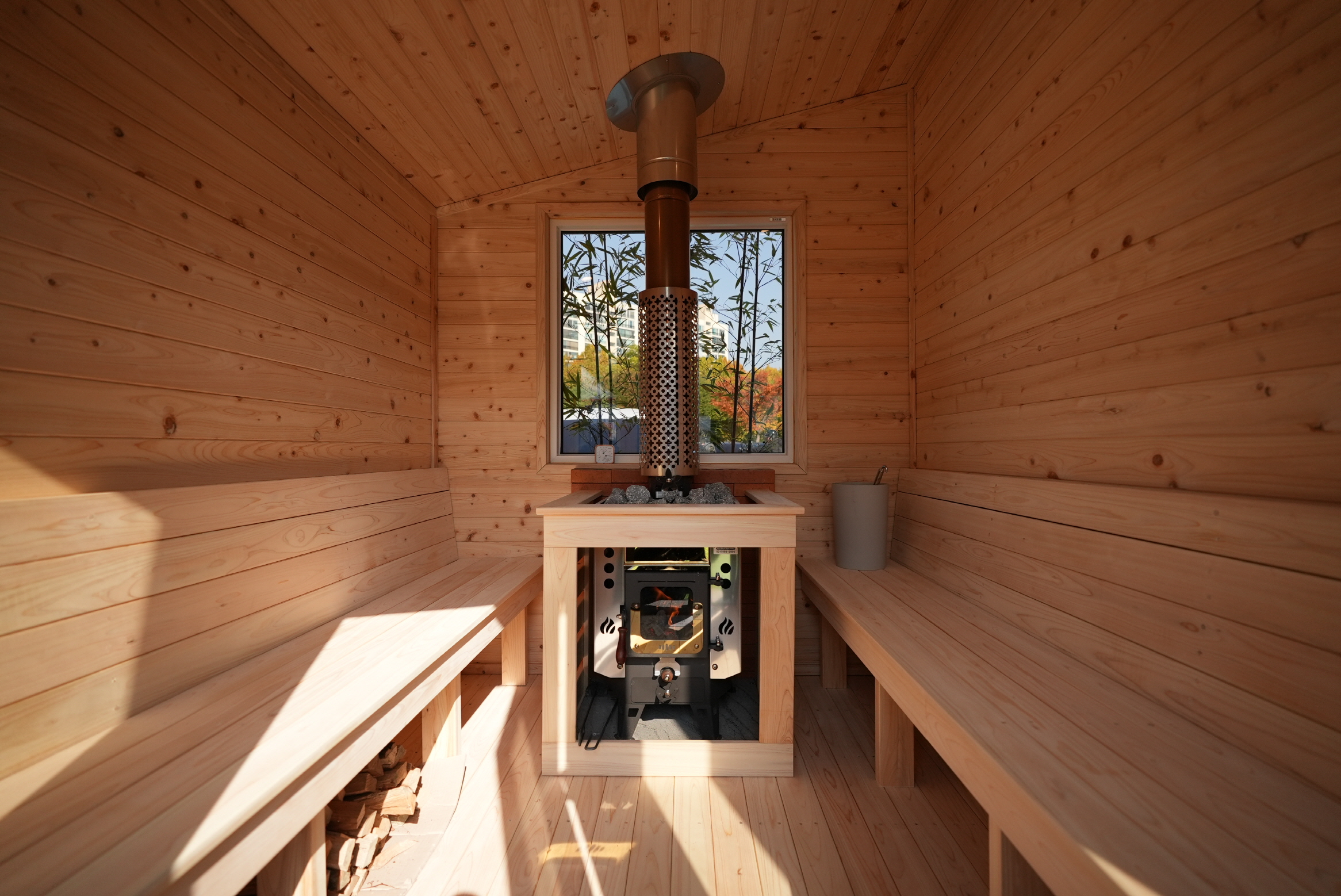 /user/n/niddesign/editor/2512/e3e65bab26dd6f160f41cb2a67295820_1765196995_7835.jpg 이미지크게보기