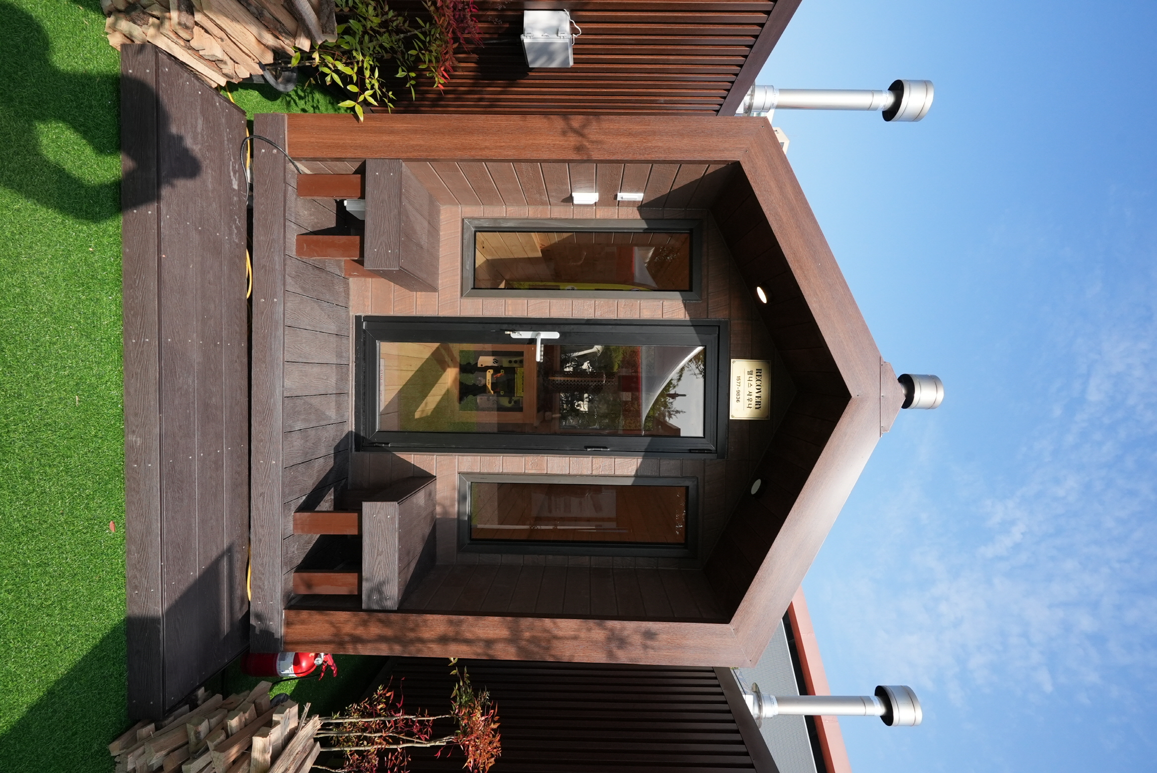 /user/n/niddesign/editor/2512/e3e65bab26dd6f160f41cb2a67295820_1765197063_93.jpg 이미지크게보기