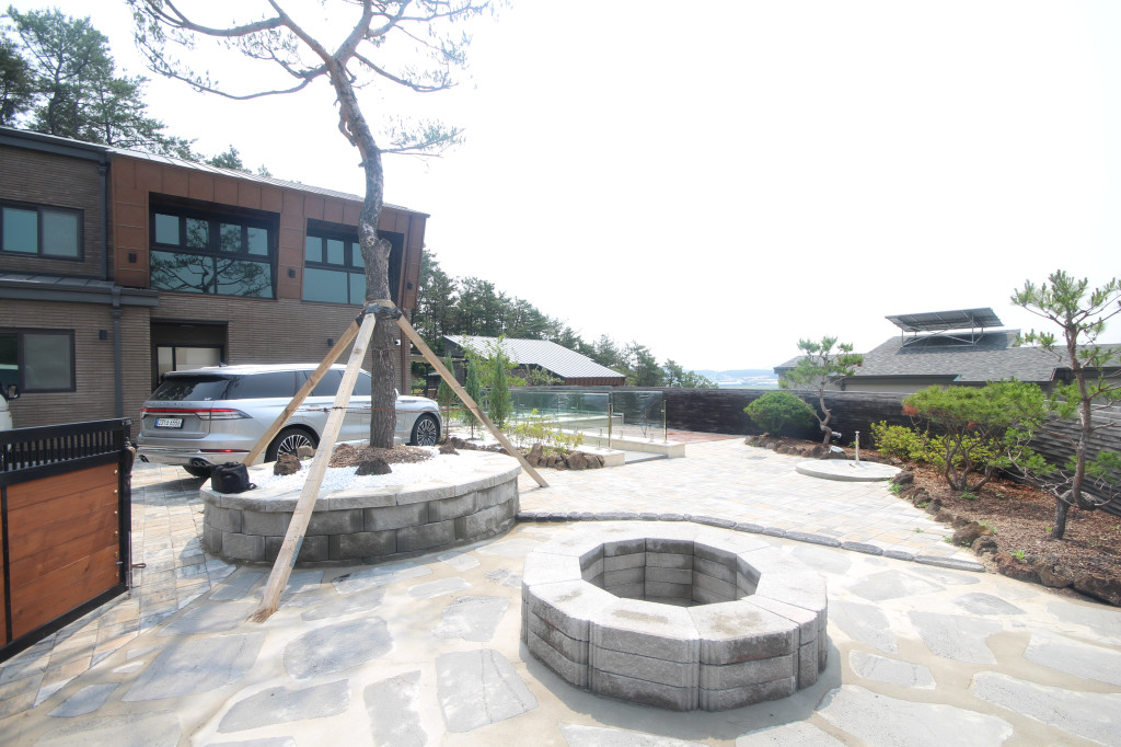 /user/n/niddesign/editor/2601/7122c7e449b17e48bd18b4ae5ab4cb56_1769523673_8015.jpg 이미지크게보기