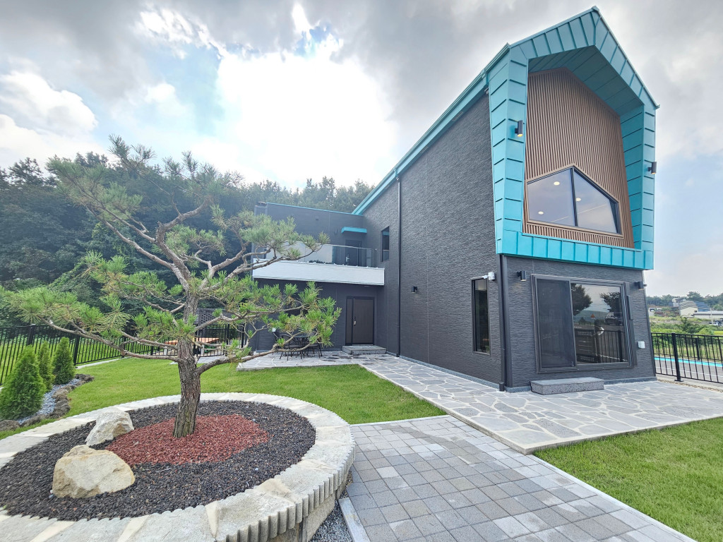 /user/n/niddesign/editor/2601/7122c7e449b17e48bd18b4ae5ab4cb56_1769526091_0872.jpg 이미지크게보기