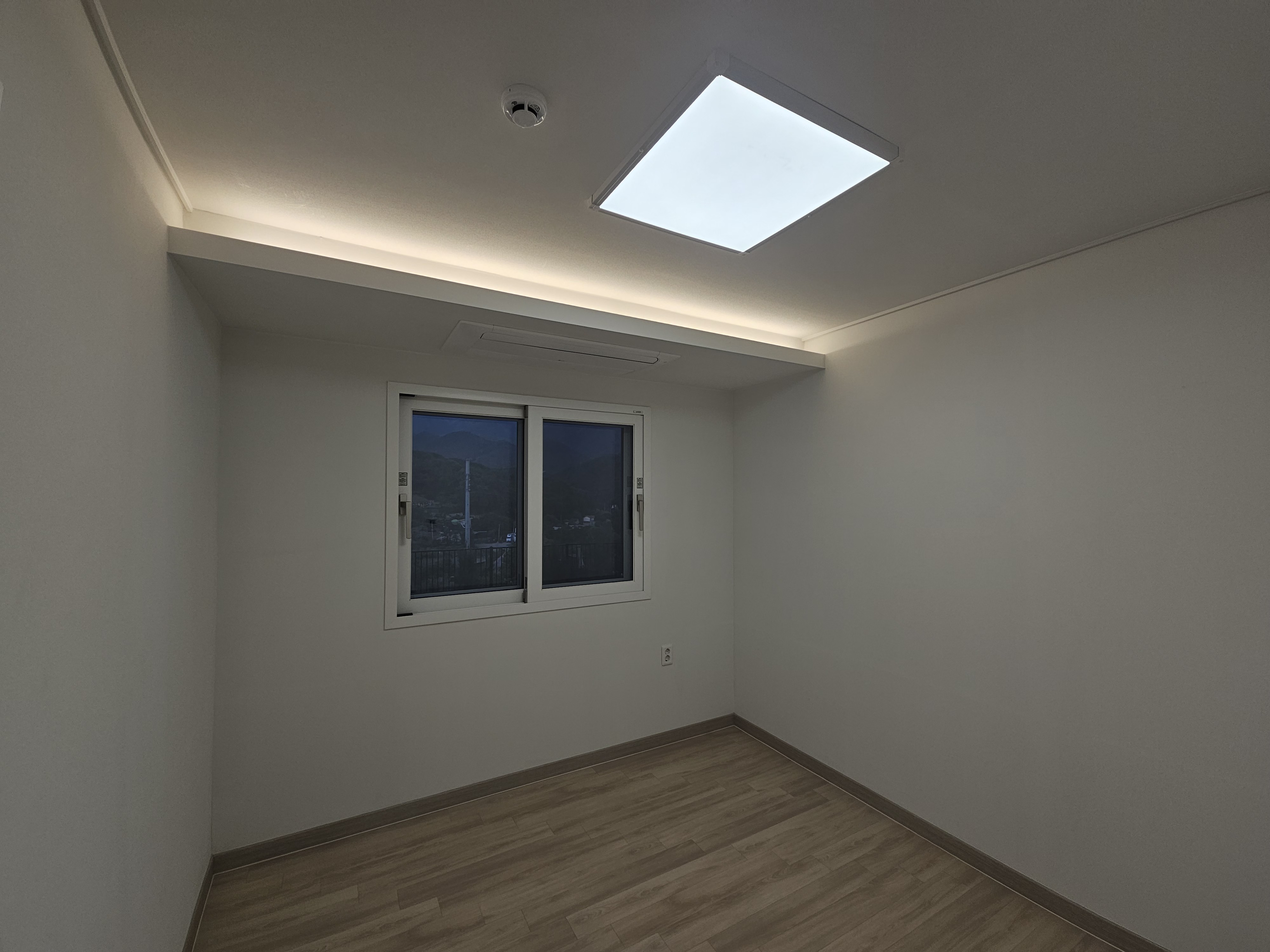 /user/n/niddesign/editor/2605/69d8e46bf25bbb745a919abb9e51bbf7_1779077483_9837.jpg 이미지크게보기